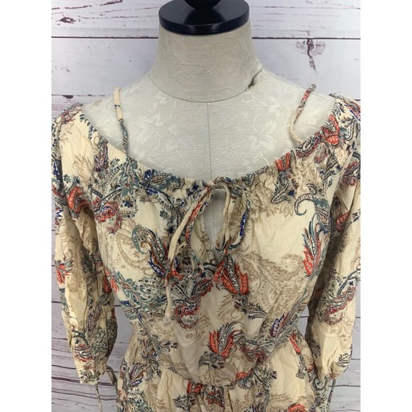 Lush Beige Paisley Print Size Large Off Shoulder Romper - Picture 4 of 9